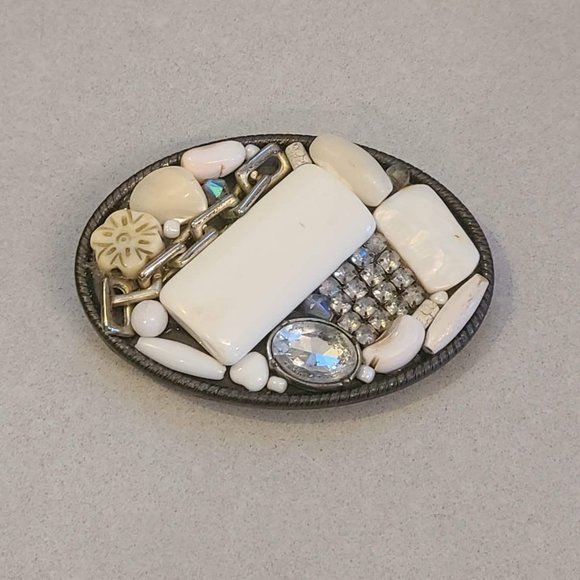 Decorative Beaded Belt Buckle - Picture 1 of 9
